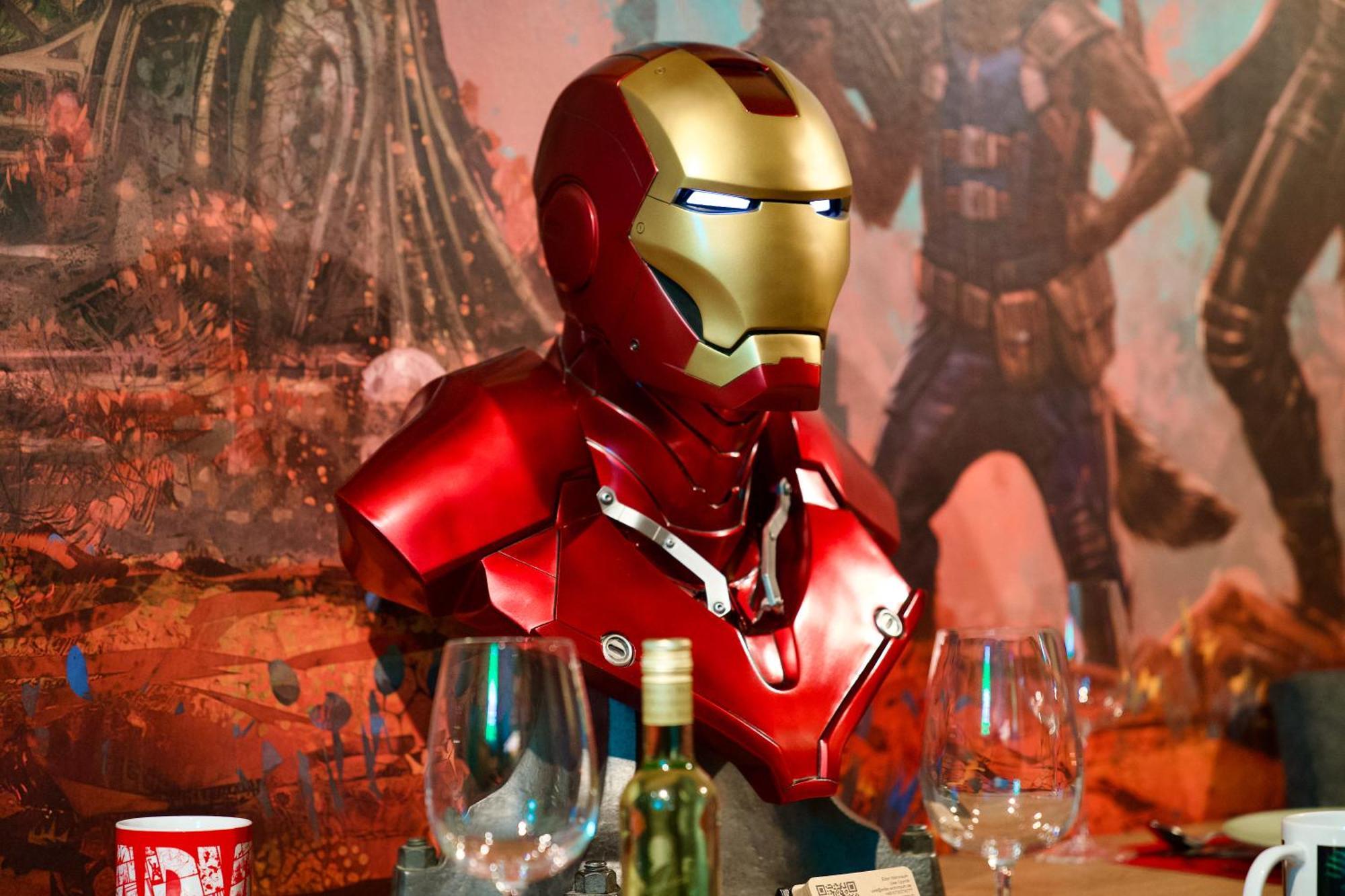Edler Wohnraum Disney Marvel Studio Mit Balkon, Boxspringbett, Kaffeevollautomat, Lift & Parkplatz Chemnitz Bagian luar foto