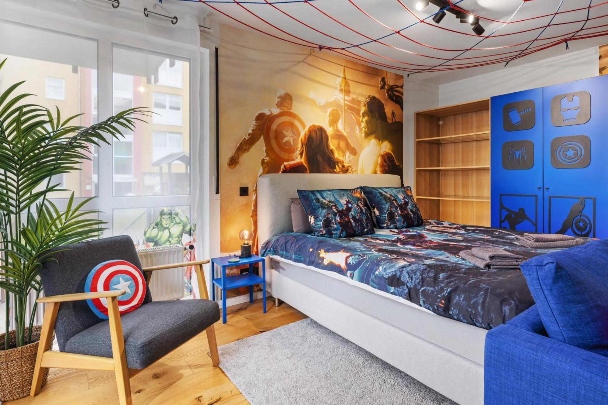 Edler Wohnraum Disney Marvel Studio Mit Balkon, Boxspringbett, Kaffeevollautomat, Lift & Parkplatz Chemnitz Bagian luar foto
