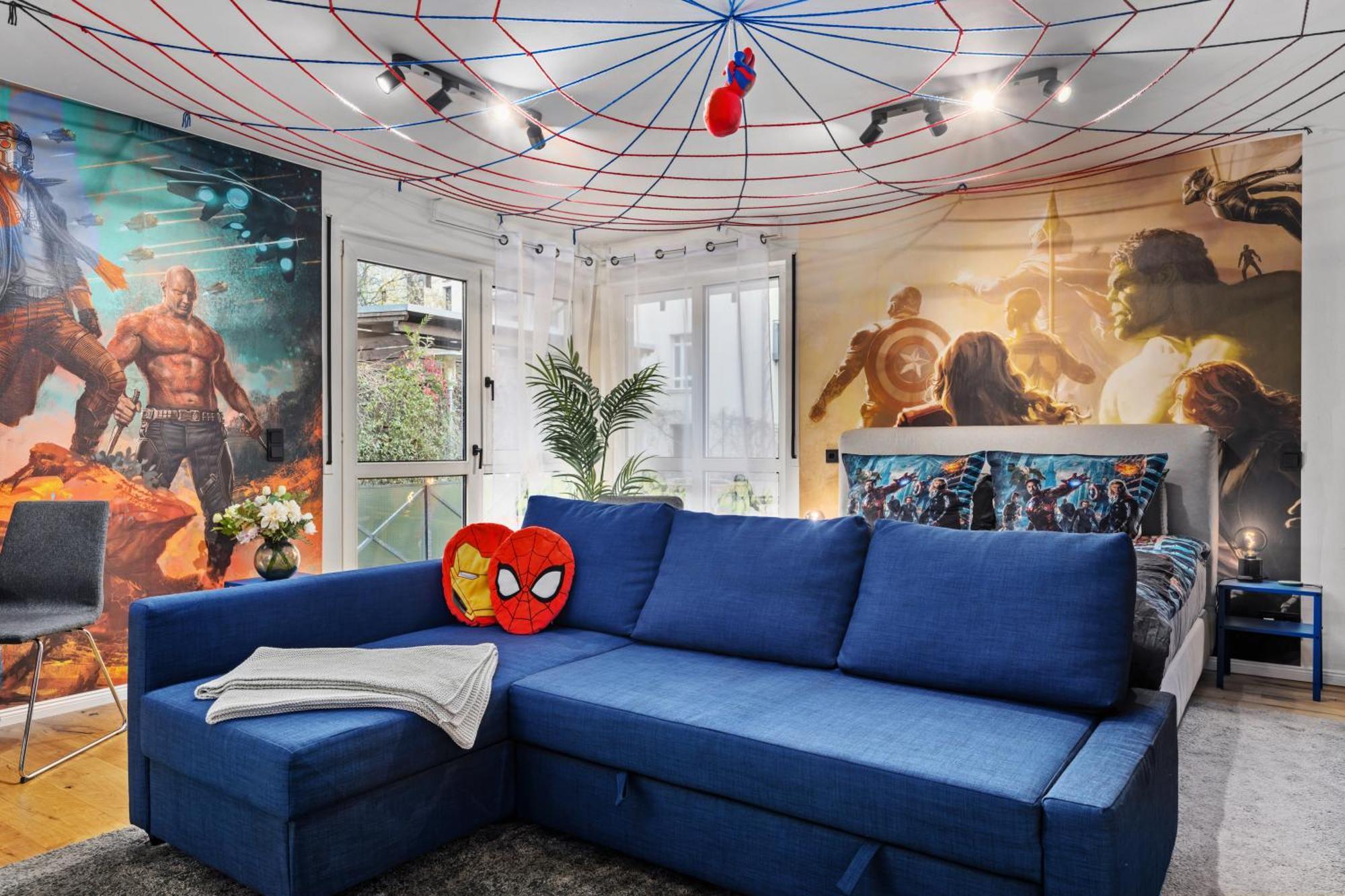 Edler Wohnraum Disney Marvel Studio Mit Balkon, Boxspringbett, Kaffeevollautomat, Lift & Parkplatz Chemnitz Bagian luar foto